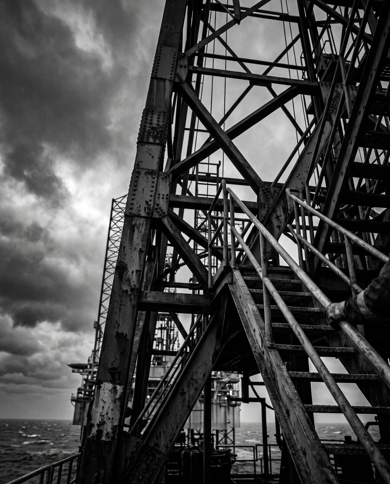 Rig and oilfield support